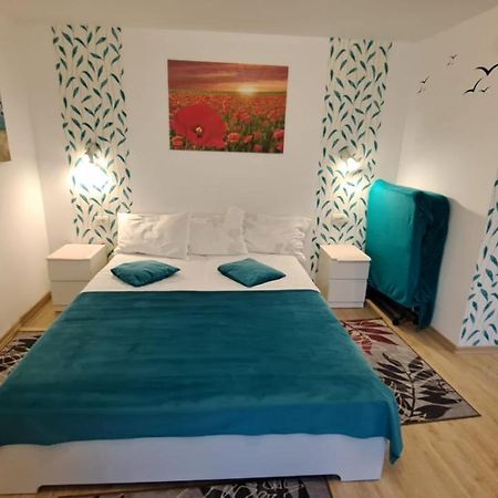 Garsoniera Oana Langa Plaja Mangalia Lägenhet Exteriör bild
